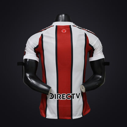 River Plate 26-27 Visitante (Player Version) (detrás)