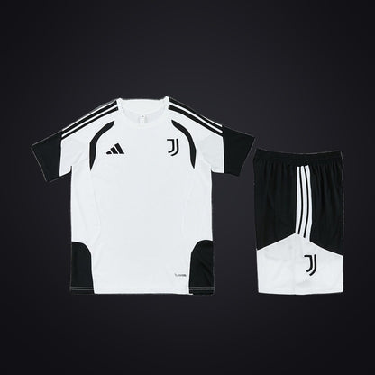 Juventus 26-27 Edición Especial Blanca (Niño) (delante)
