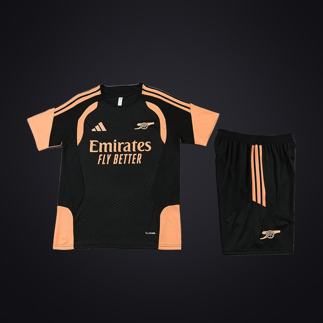 Arsenal 26-27 Edición Especial Negra Dorada (Niño) (delante)