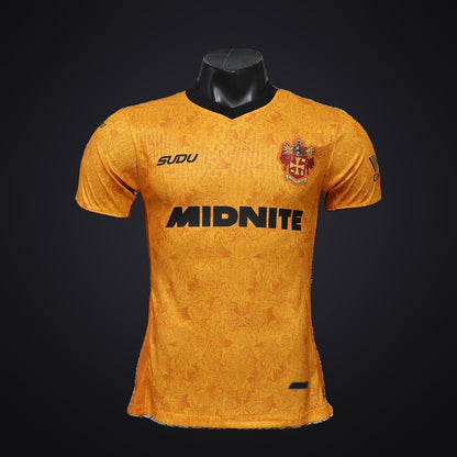 Wolverhampton 26-27 Local (Player Version) (delante)
