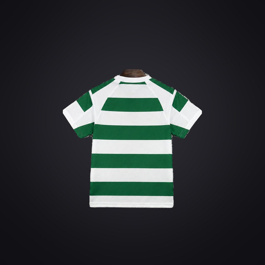 Celtic 26-27 Local (Niño) (detrás)