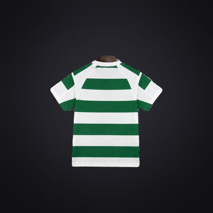 Celtic 26-27 Local (Niño) (detrás)