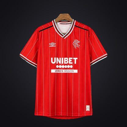 Rangers 26-27 Edición Especial Roja (Fan Version) (delante)