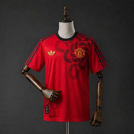 Manchester United 26-27 Edición Especial (Fan Version)