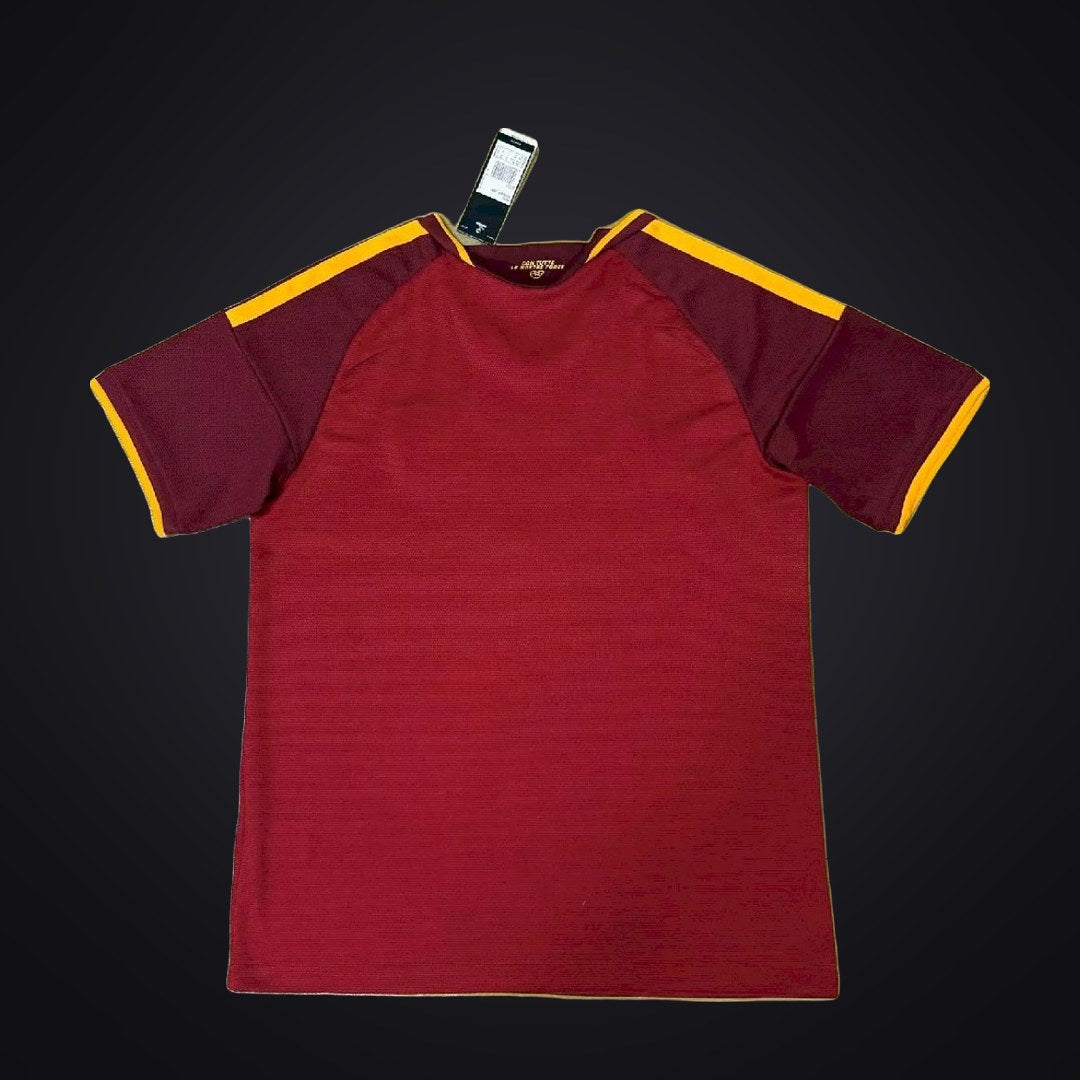 Roma 26-27 Local (Fan Version) (detrás)