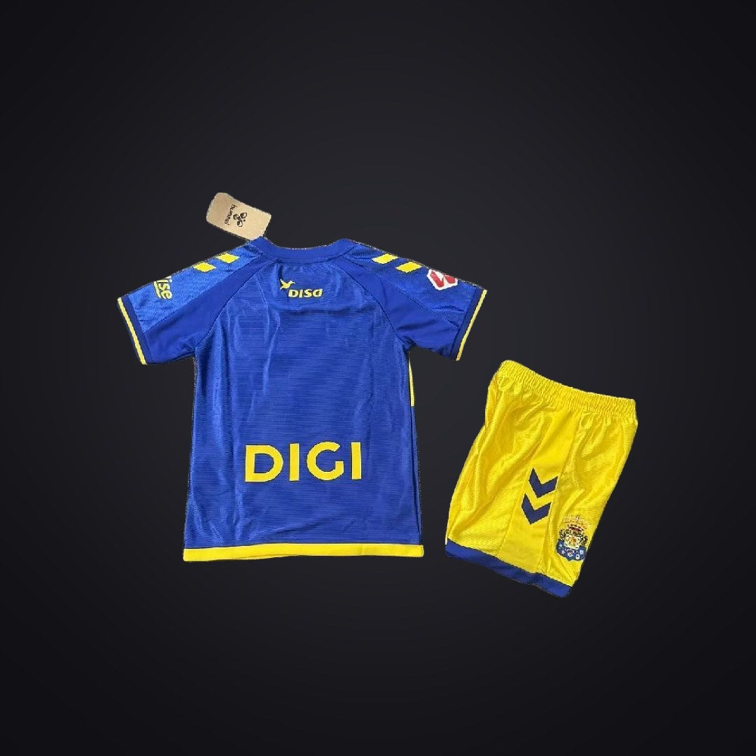 Las Palmas 26-27 Visitante (Niño) (detrás)