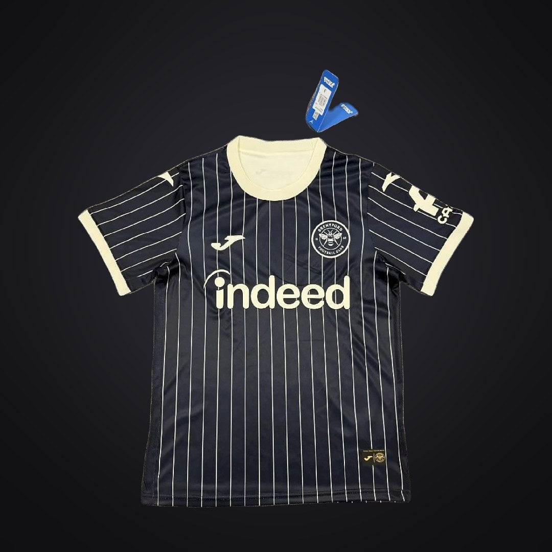 Brentford 26-27 Visitante (Fan Version) (delante)