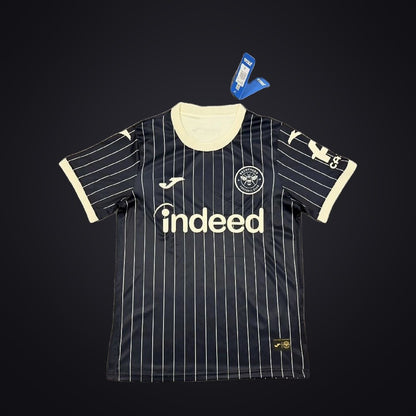 Brentford 26-27 Visitante (Fan Version) (delante)
