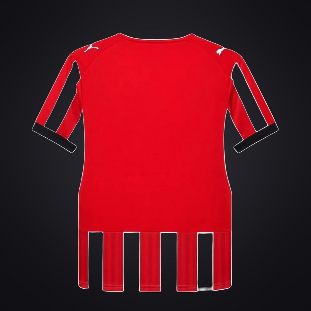 Southampton 26-27 Local (Fan Version) (detrás)