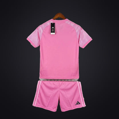 Inter Miami 2026 Local (Niño) (detrás)