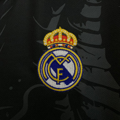 Real Madrid 2025 Edición Especial (Fan Version)