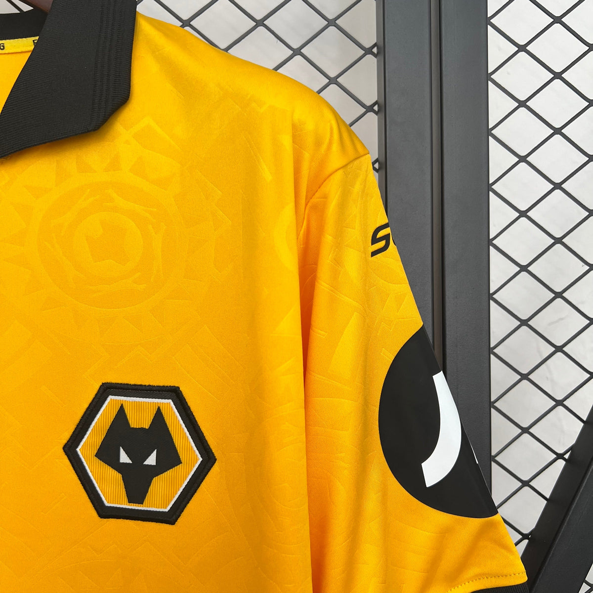 Wolves 25-26 Local (Fan Version)