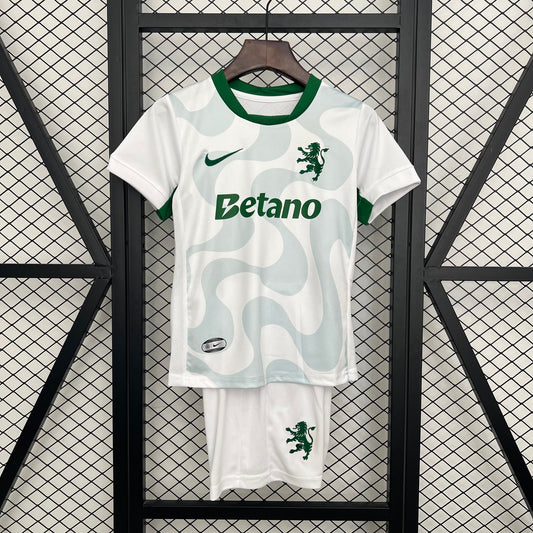 Sporting Lisboa 25-26 Visitante (Niño)