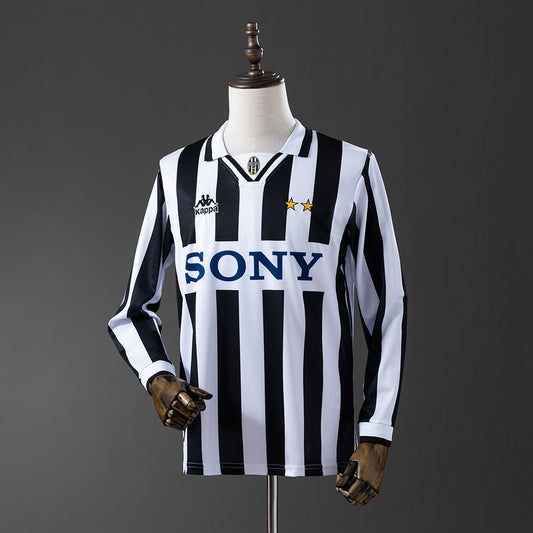 Retro Juventus 95-96 Local (Manga Larga)