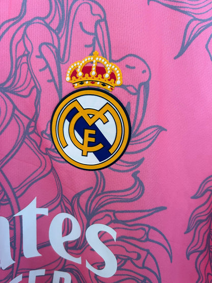 Real Madrid 2025 Edición Especial (Fan Version)