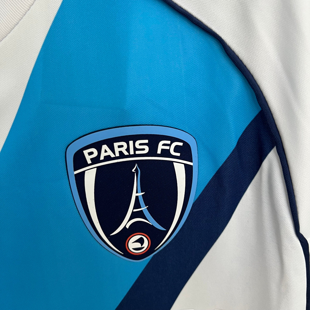 Paris 25-26 Visitante (Fan Version)