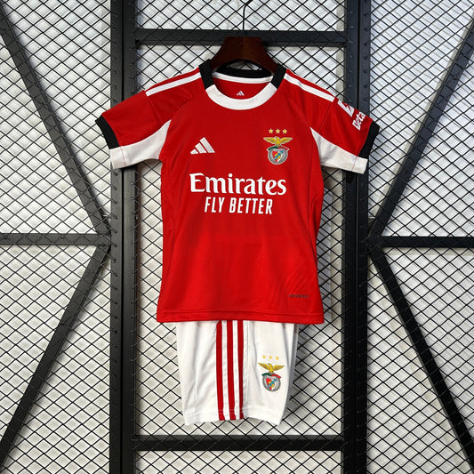 Benfica 25-26 Local (Niño)