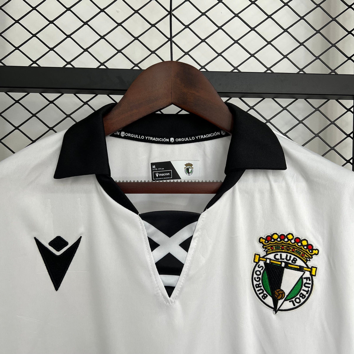 Burgos 25-26 Local (Fan Version)